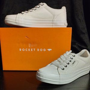 Women's Rocket Dog Shoes Size 9